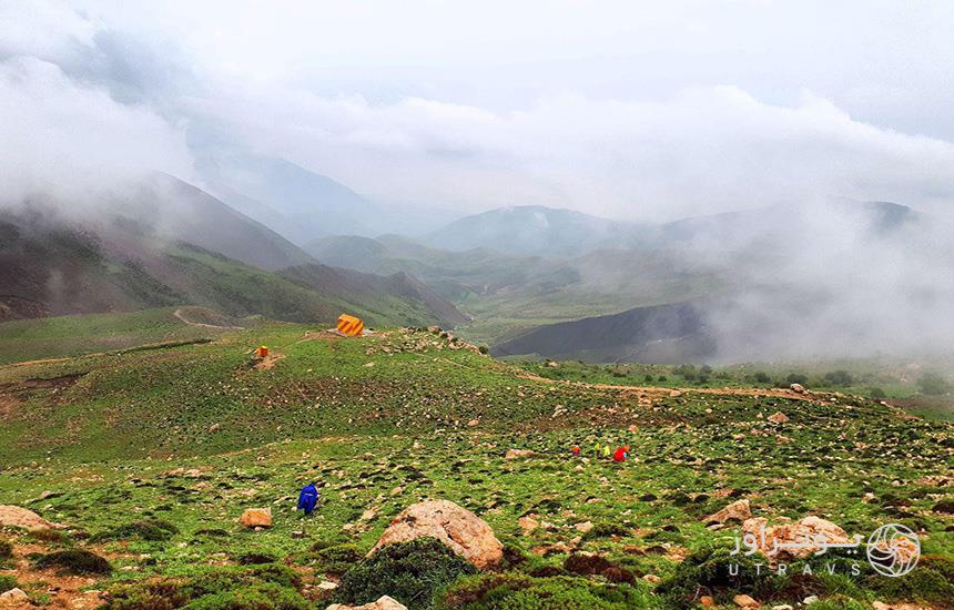 طبیعت سرسبز کوه بینالود مشهد